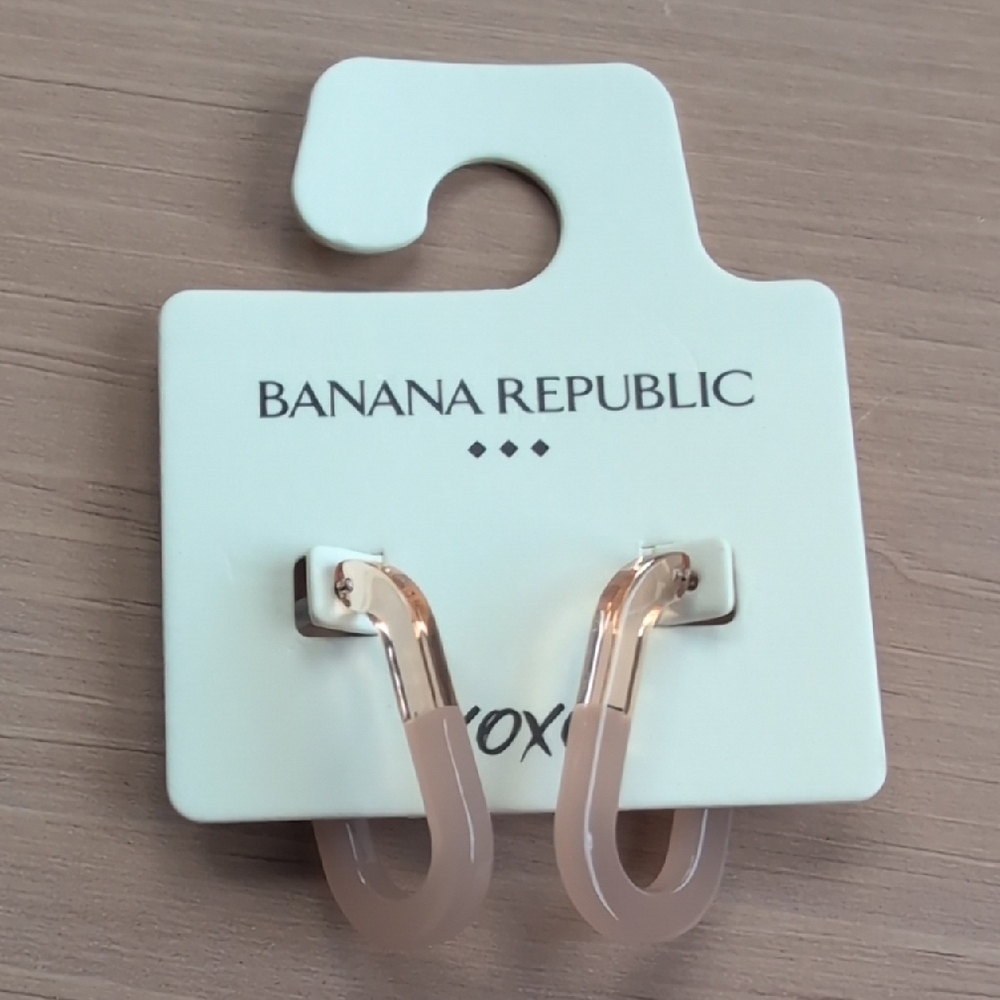 Banana Republic Factory Gold and Cream Earrings